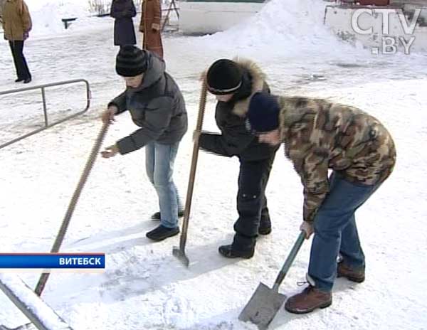 Субботник в Витебске: любимый город убирали даже дети