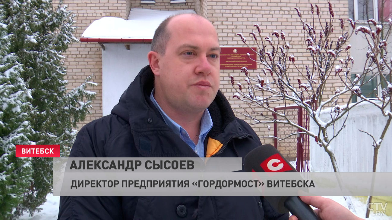 Витебск накрыло снегом: ГАИ готова угостить горячим чаем, а «Гордормост» перешёл на круглосуточный режим работы-4