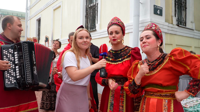 Дегустация блюд, песни и танцы! Народный open air собрал жителей и гостей Витебска-1