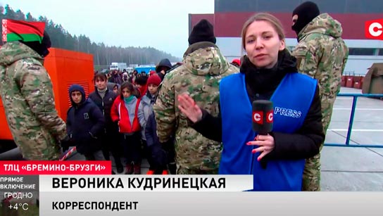 Сколько беженцев за ночь обратились к медикам в центре на границе? Есть госпитализированные-1