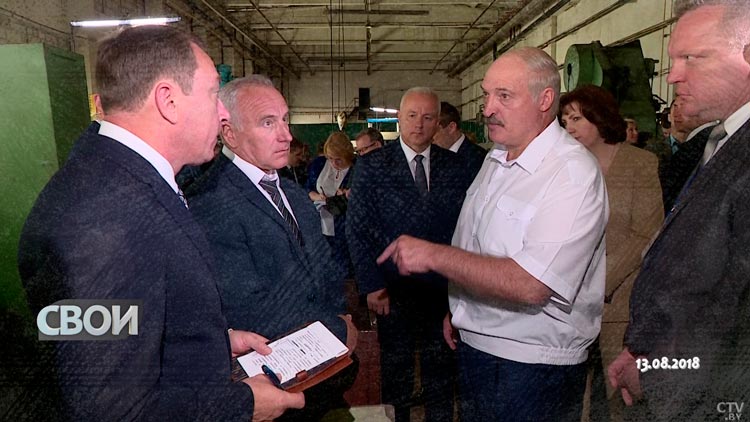 «Зарплата была 350 рублей». Владимир Акулёнок о том, как шокировал Президента и как изменился завод с 2018-го-16