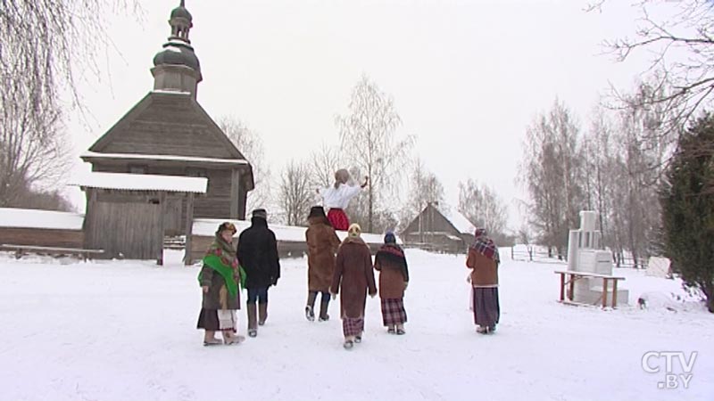 Трэба было ў вогнішчы спаліць розныя старыя рэчы, каб ушла хвароба, розныя нясчасці. Якія былі абрады па спальванню пудзіла?-10