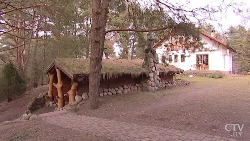 Сельский дом в швейцарском стиле на берегу Немана. Показываем самые необычные гостиницы Беларуси-13