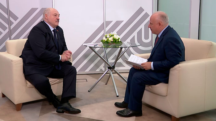 Лукашенко о конфликте в Украине: если Запад захочет, мир может быть установлен