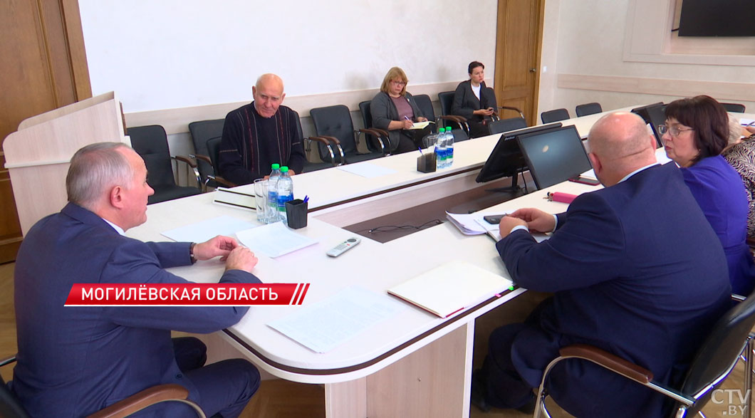 Помогли решить проблемы белорусов! С какими вопросами обращаются к сенаторам?-2 Помогли решить проблемы белорусов! С какими вопросами обращаются к сенаторам?-2