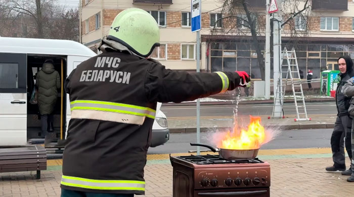 В Минске прошёл в заключительный этап республиканской акции МЧС «Не прожигай свою жизнь»