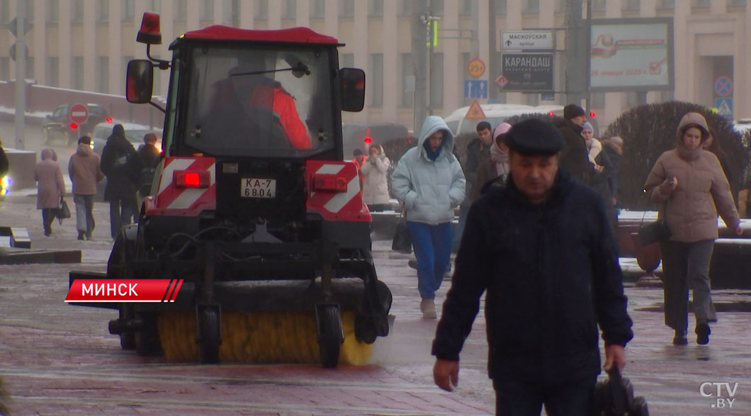 В Минске свыше 700 единиц техники устраняют последствия циклона «Зива»-2