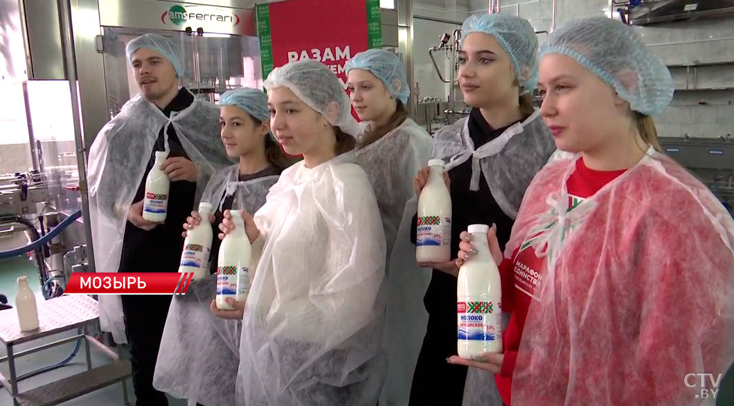 Мозырский замок, выставка ремёсел и детский дом – как принимали «Марафон единства» в белорусской Швейцарии-8 Мозырский замок, выставка ремёсел и детский дом – как принимали «Марафон единства» в белорусской Швейцарии-8