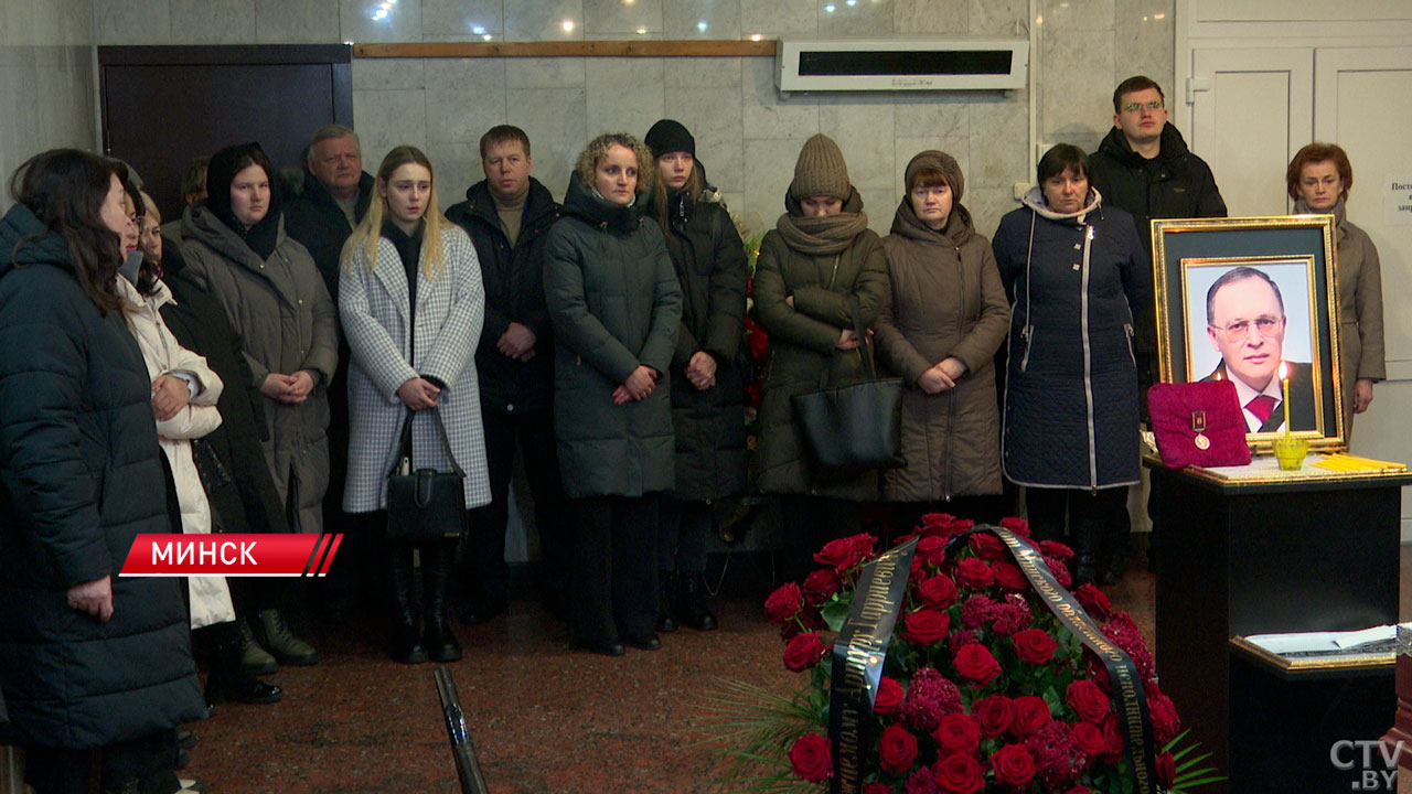 В Беларуси простились с директором мемориального комплекса «Хатынь» Артуром Зельским-2