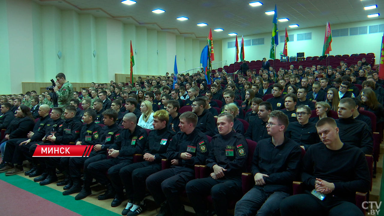 В Минске наградили лучших бойцов молодёжных отрядов охраны правопорядка-2