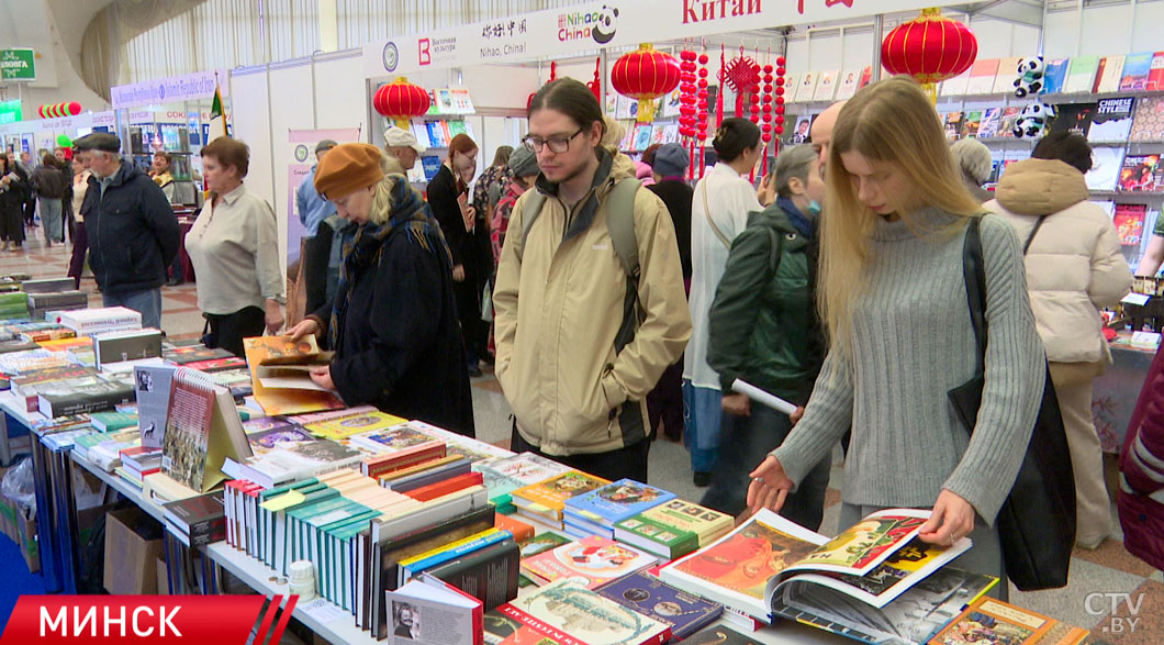 В Минск прибыл «Книжный поезд» с российскими писателями-2