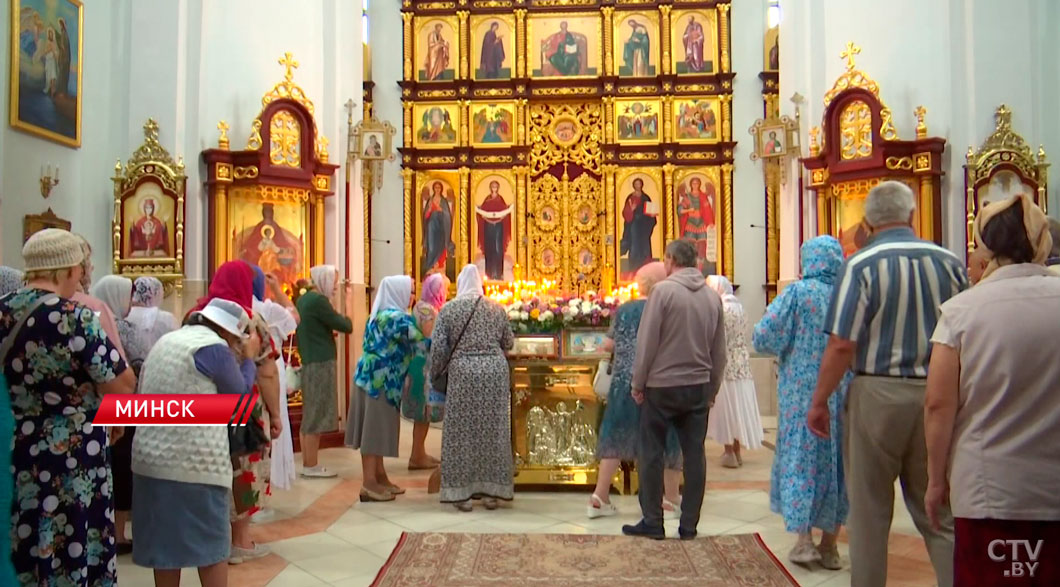 Христиане отмечают Великий четверг -2