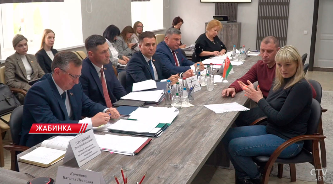 В Брестской области прошёл единый прием граждан. Узнали, какие вопросы беспокоят белорусов-6 В Брестской области прошёл единый прием граждан. Узнали, какие вопросы беспокоят белорусов-6