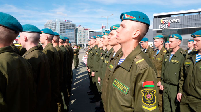 «Нас переполняла гордость!» Военнослужащие, участвовавшие в параде Победы в Москве, поделились эмоциями