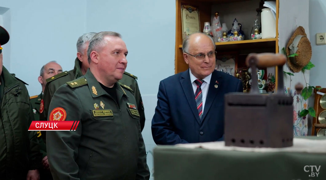 Министр обороны посетил Минское областное кадетское училище-2