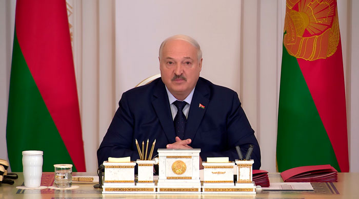 Всё начинается от вас! Лукашенко обозначил приоритеты для местной вертикали власти
