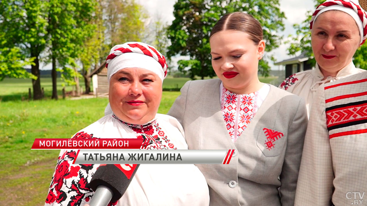 Прядёт без очков и знает больше сотни фольклорных песен – жительница Могилёвского района отметила 95-летие-4
