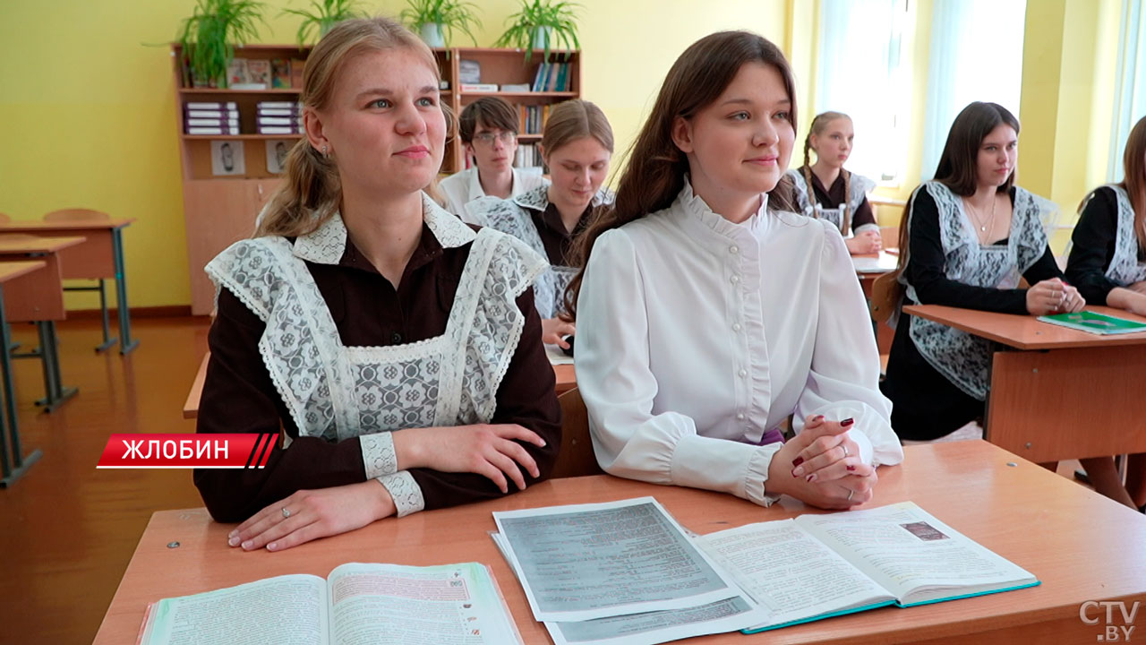 Прощай, школа! Лучшие выпускники страны празднуют «Последний звонок» в Гомеле-2
