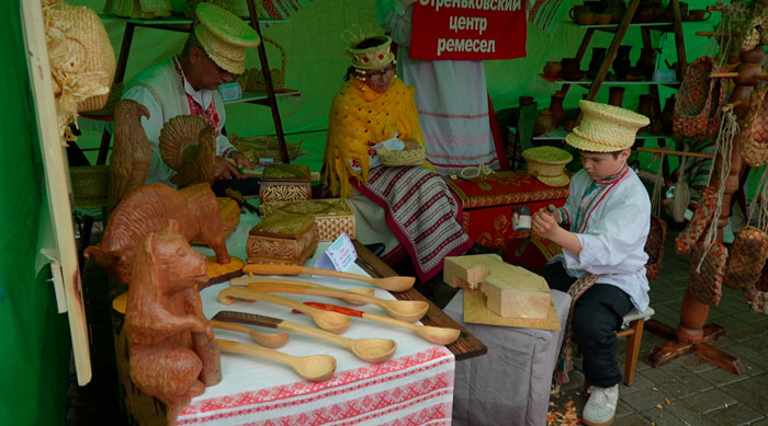 В Минске прошёл фестиваль-ярмарка «Вясновы букет»