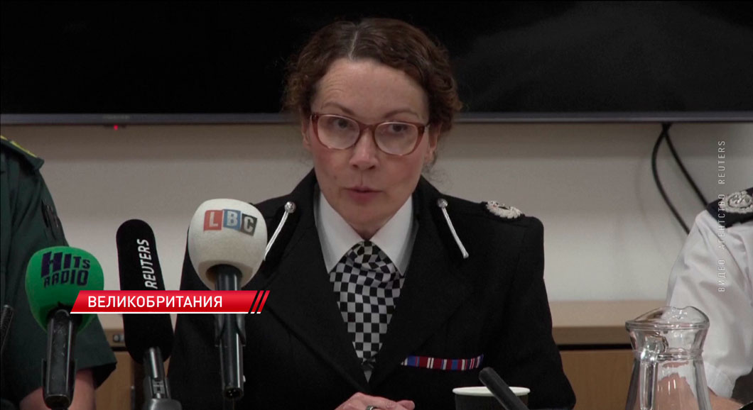 В Ливерпуле автомобиль въехал в толпу болельщиков – около 50 пострадавших-4