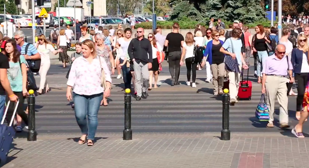 Поляки намерены сократить расходы из-за неуверенности в завтрашнем дне – опрос-2