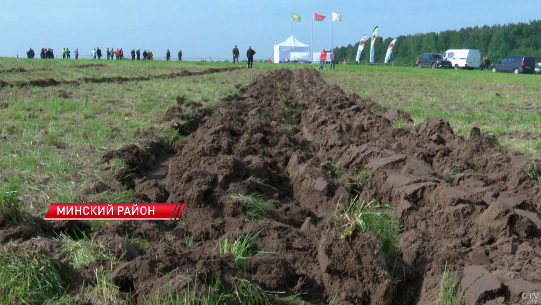 На полях масштабной выставки «Белагро-2025» проходит республиканский конкурс на лучшего пахаря-2