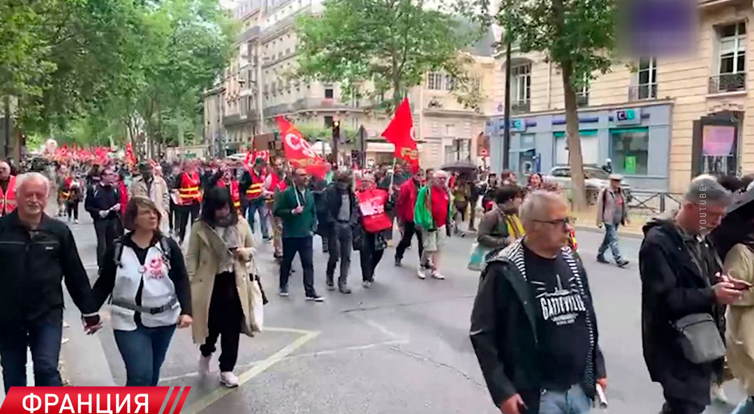 Ведущие французские профсоюзные центры провели в Париже марш против повышения пенсионного возраста-2