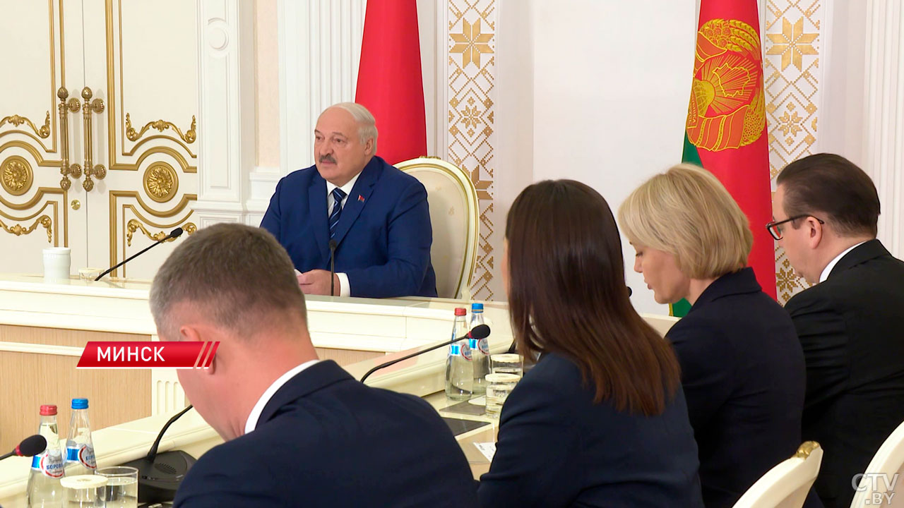 Кадровые ошибки недопустимы! Лукашенко встретился с Администрацией Президента-2