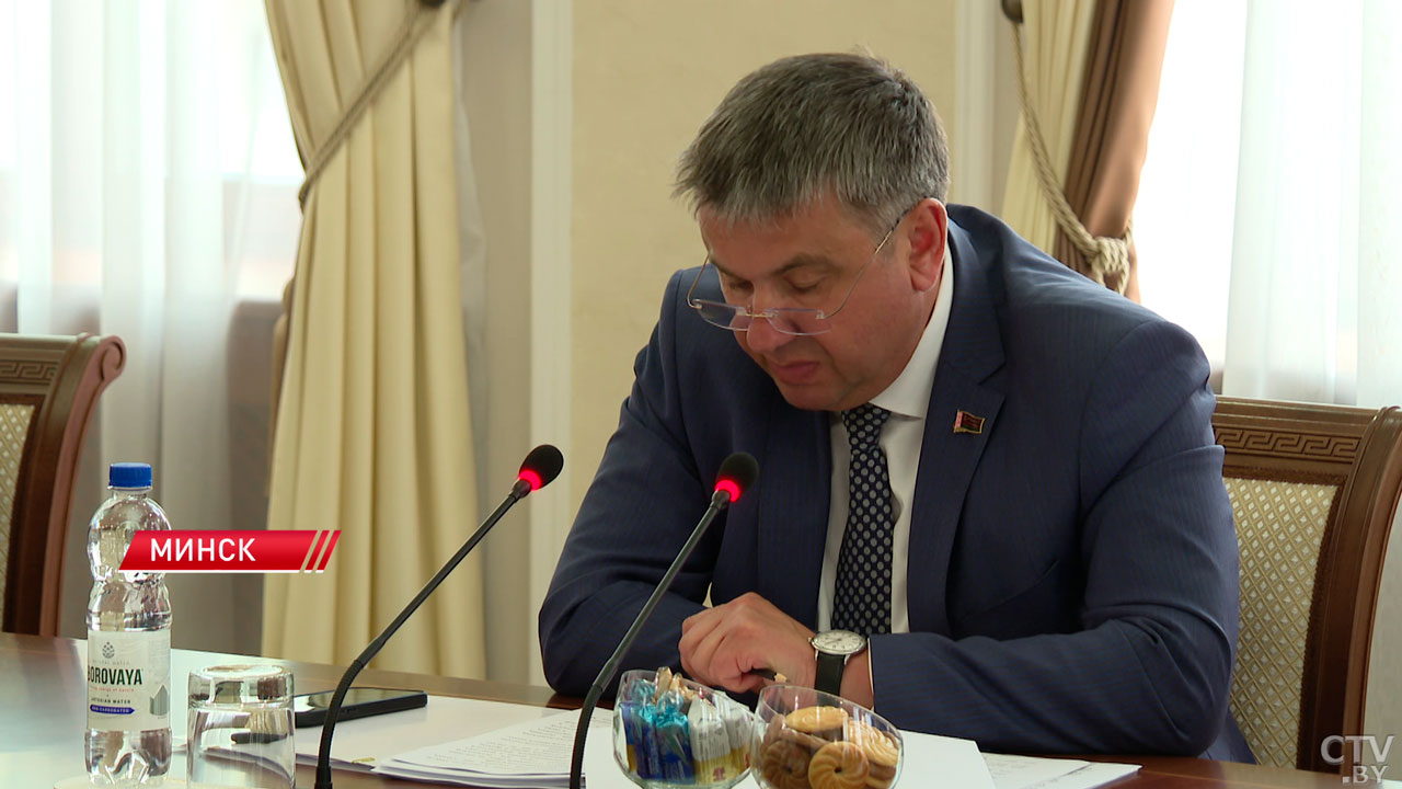 Узбекистан заинтересован в развитии промышленной кооперации с Беларусью-4