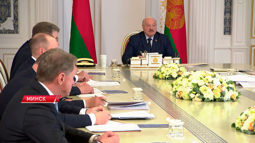 Лукашенко потребовал реализовать приоритеты председательства Беларуси в ЕАЭС в полном объёме-2