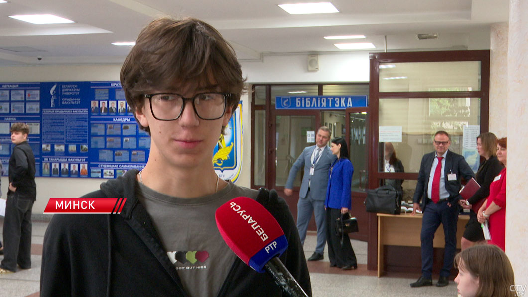 ЦТ по всем предметам в первый резервный день сдали более 400 абитуриентов-6