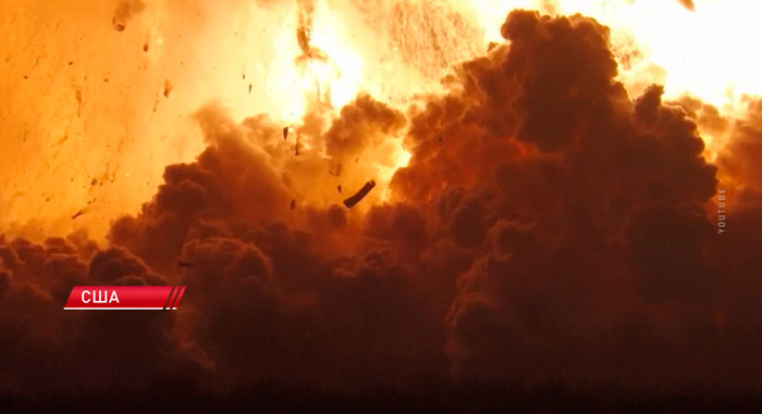 Ракета SpaceX взорвалась во время испытаний в Техасе Ракета SpaceX взорвалась во время испытаний в Техасе