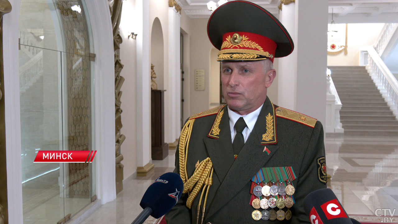 В Военной академии Беларуси состоялся выпуск офицеров факультета Генштаба Вооружённых Сил-6 В Военной академии Беларуси состоялся выпуск офицеров факультета Генштаба Вооружённых Сил-6