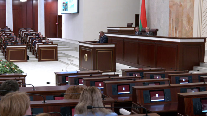 Парламентарии Палаты представителей обсудили вопросы обеспечения безопасности дорожного движения Парламентарии Палаты представителей обсудили вопросы обеспечения безопасности дорожного движения