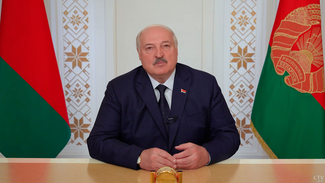 Нам необходимо оградить молодое поколение от навязывания ложных смыслов – Лукашенко-6 Нам необходимо оградить молодое поколение от навязывания ложных смыслов – Лукашенко-6