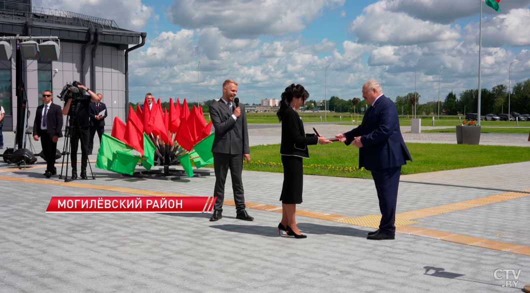 Экспозиция показывает тернистый путь белорусов через века к независимости – Лукашенко о музее Славы Могилёвщины -8