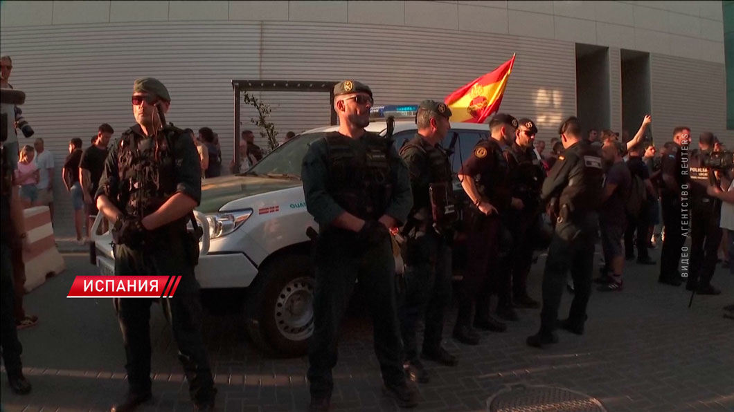 В Торре-Пачеко прошли демонстрации против нелегальной миграции-2