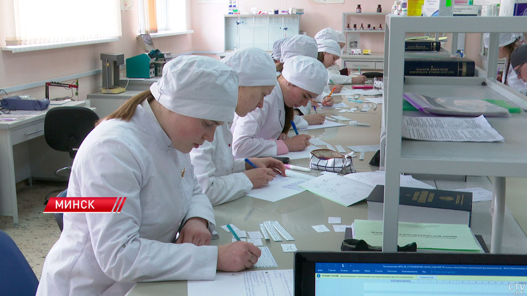 На поддержку одарённых студентов из спецфонда Президента выделят 560 тыс. рублей-2