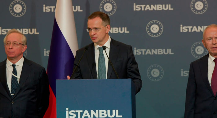 «Надо ставить точку». Мединский назвал условие встречи Путина и Зеленского