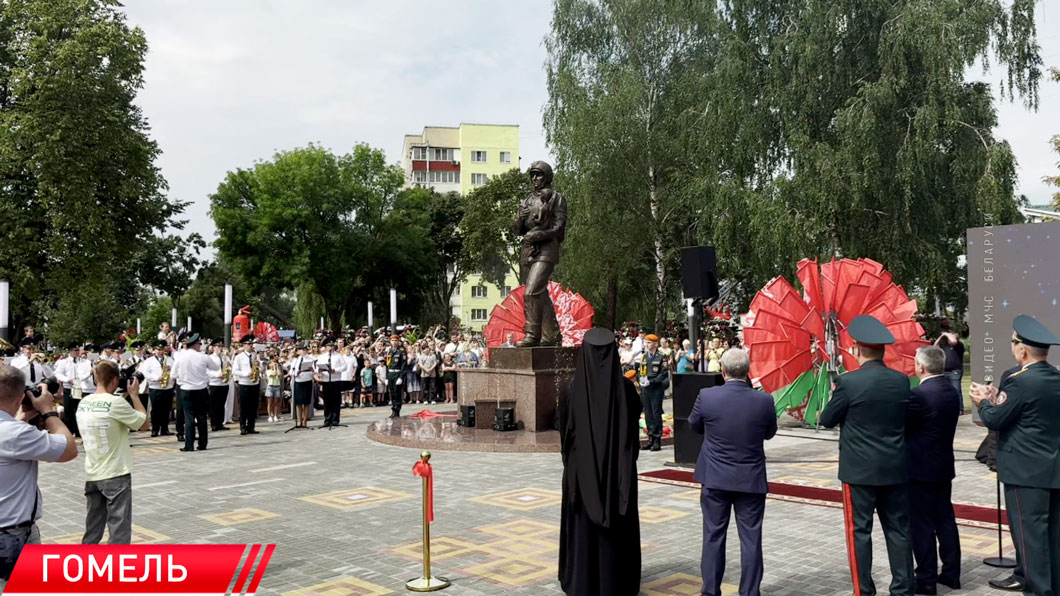 Символ мужества и верности долгу! В Гомеле открыли первый в Беларуси сквер спасателей-2