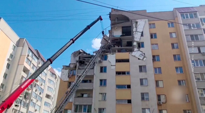 Количество погибших после взрыва в многоэтажке Саратова из-за утечки газа возросло до 6 человек
