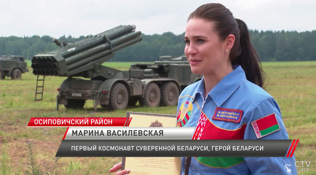 Герой Беларуси Марина Василевская прошла посвящение в артиллеристы-4
