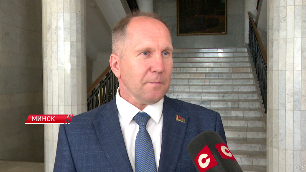 В Беларуси убрано более 600 тыс. га полей с зерновыми и зернобобовыми-4