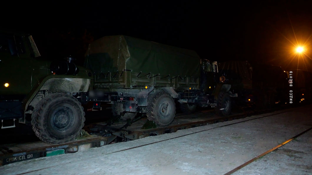 В Беларусь прибыл первый эшелон с российскими военнослужащими и техникой для участия в совместных учениях-2