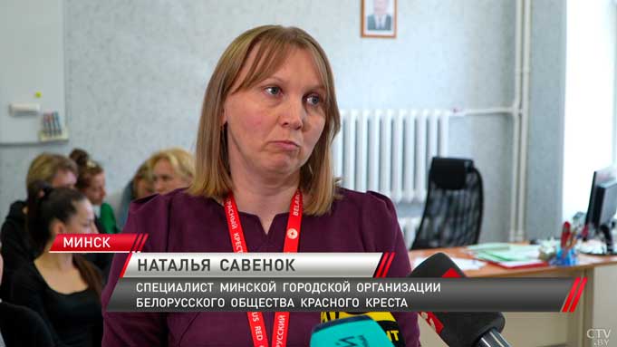 20 семей из Украины получили матпомощь к новому учебному году от Красного креста-6