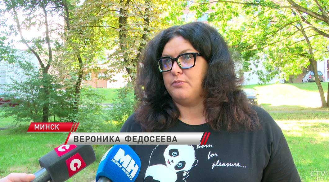 Администрация Заводского района поздравила с новым учебным годом ребят с инвалидностью-4