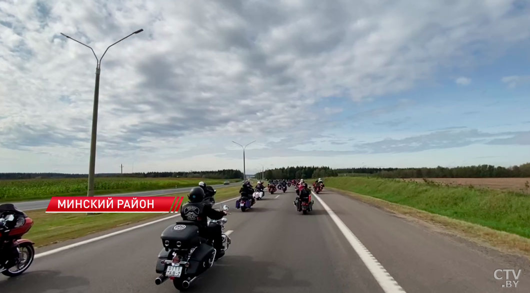 Мотопарад H.O.G. Rally Minsk объединил тысячи байкеров из Беларуси и зарубежья-4