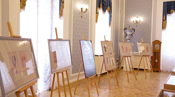 Афиши, реквизит и редкие документы – уникальная выставка открылась в Купаловском театре