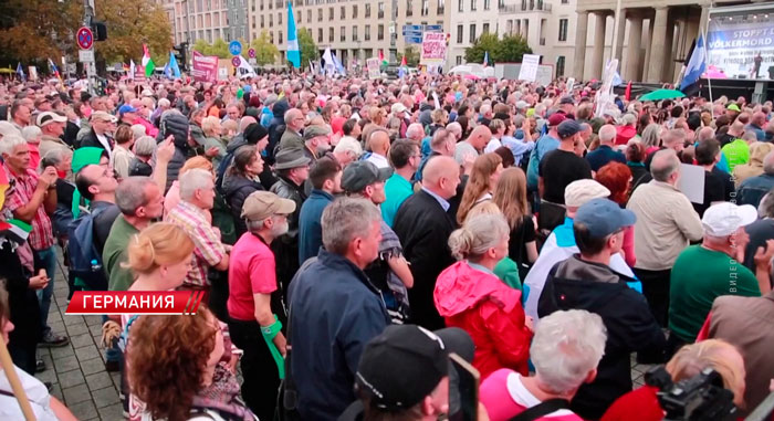 В Берлине прошла масштабная акция протеста против политики властей