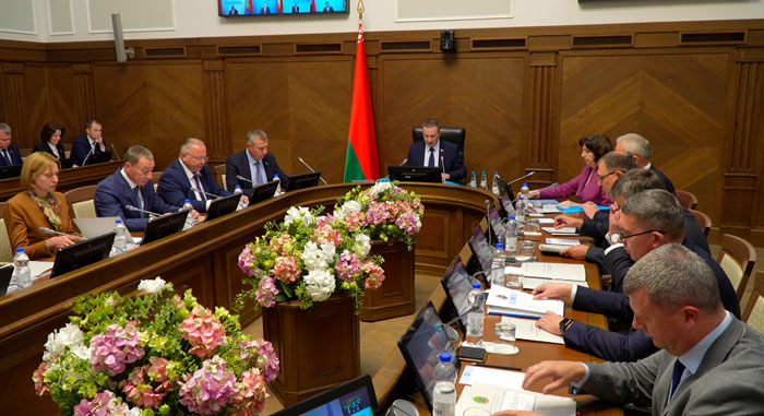 Проект программы социально-экономического развития Беларуси обсудили в Совмине